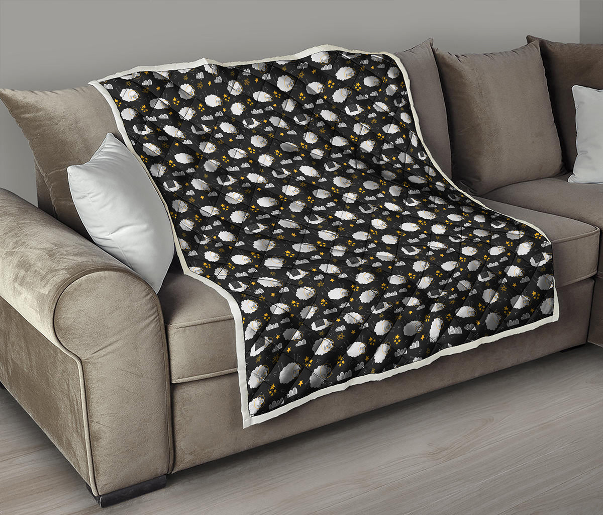 Sleeping Sheep Pattern Print Quilt