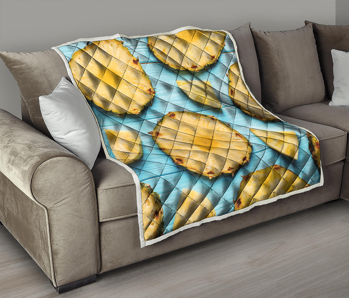Sliced Pineapple Print Quilt