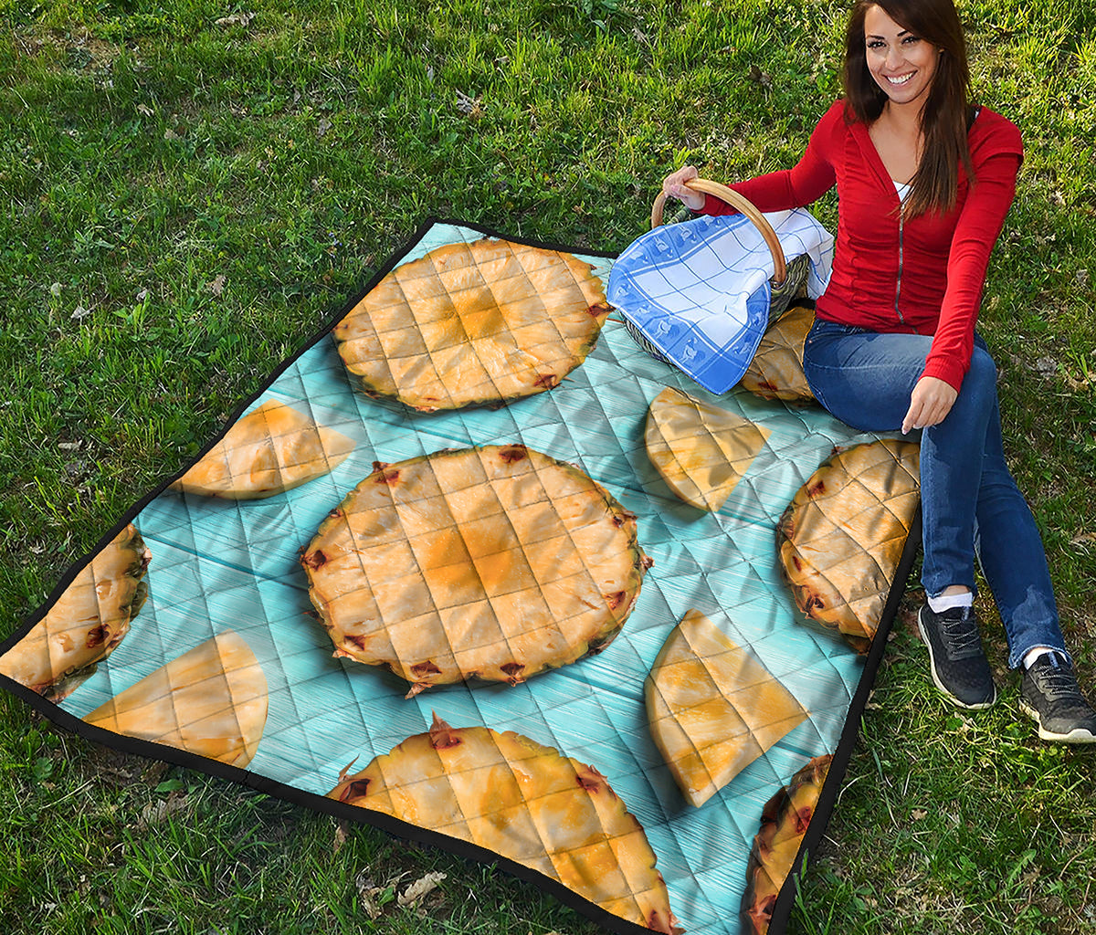 Sliced Pineapple Print Quilt