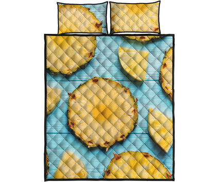 Sliced Pineapple Print Quilt Bed Set
