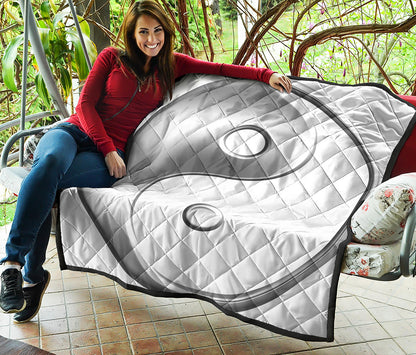 Sliver And White Yin Yang Print Quilt