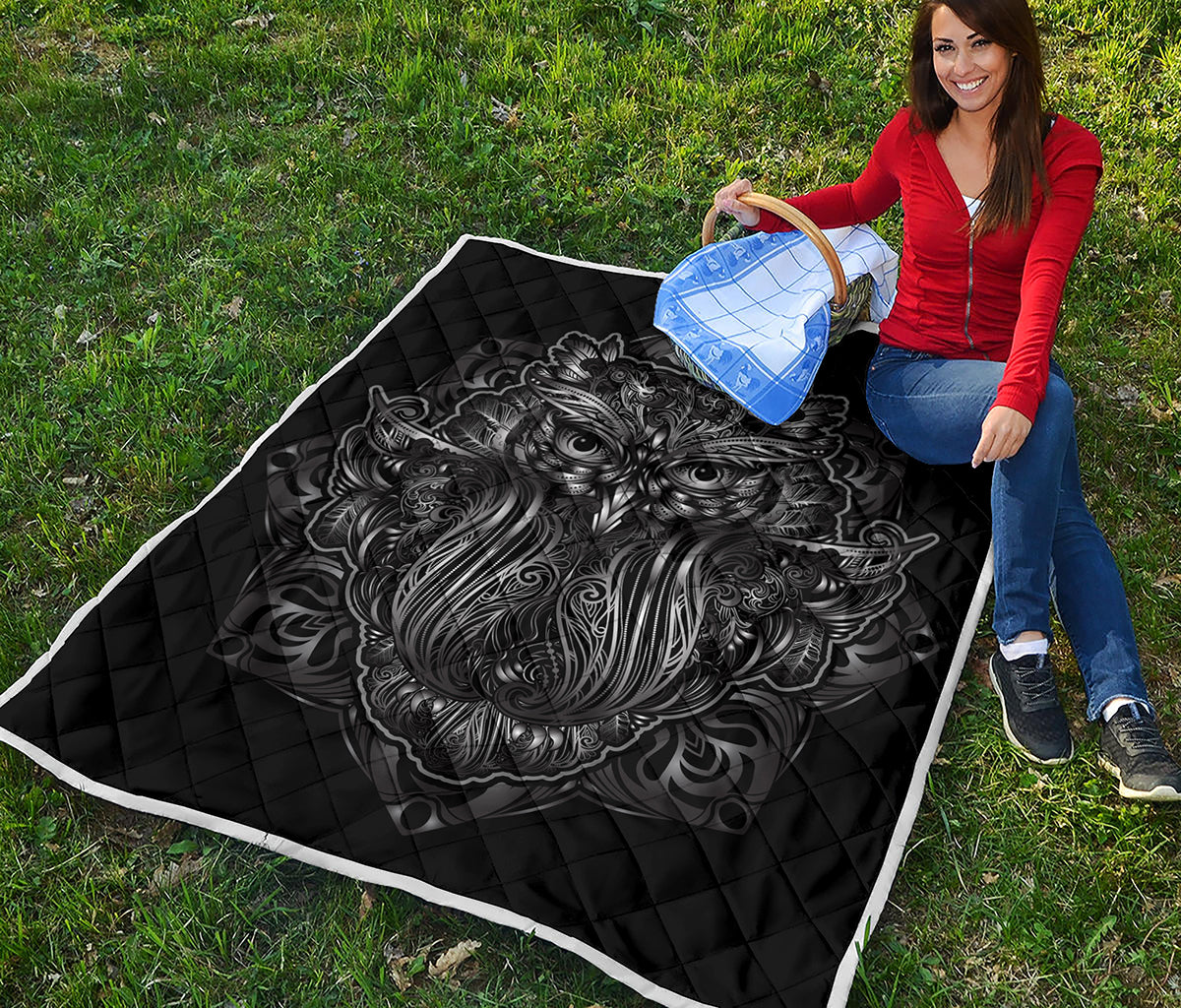 Sliver Spiritual Owl Print Quilt