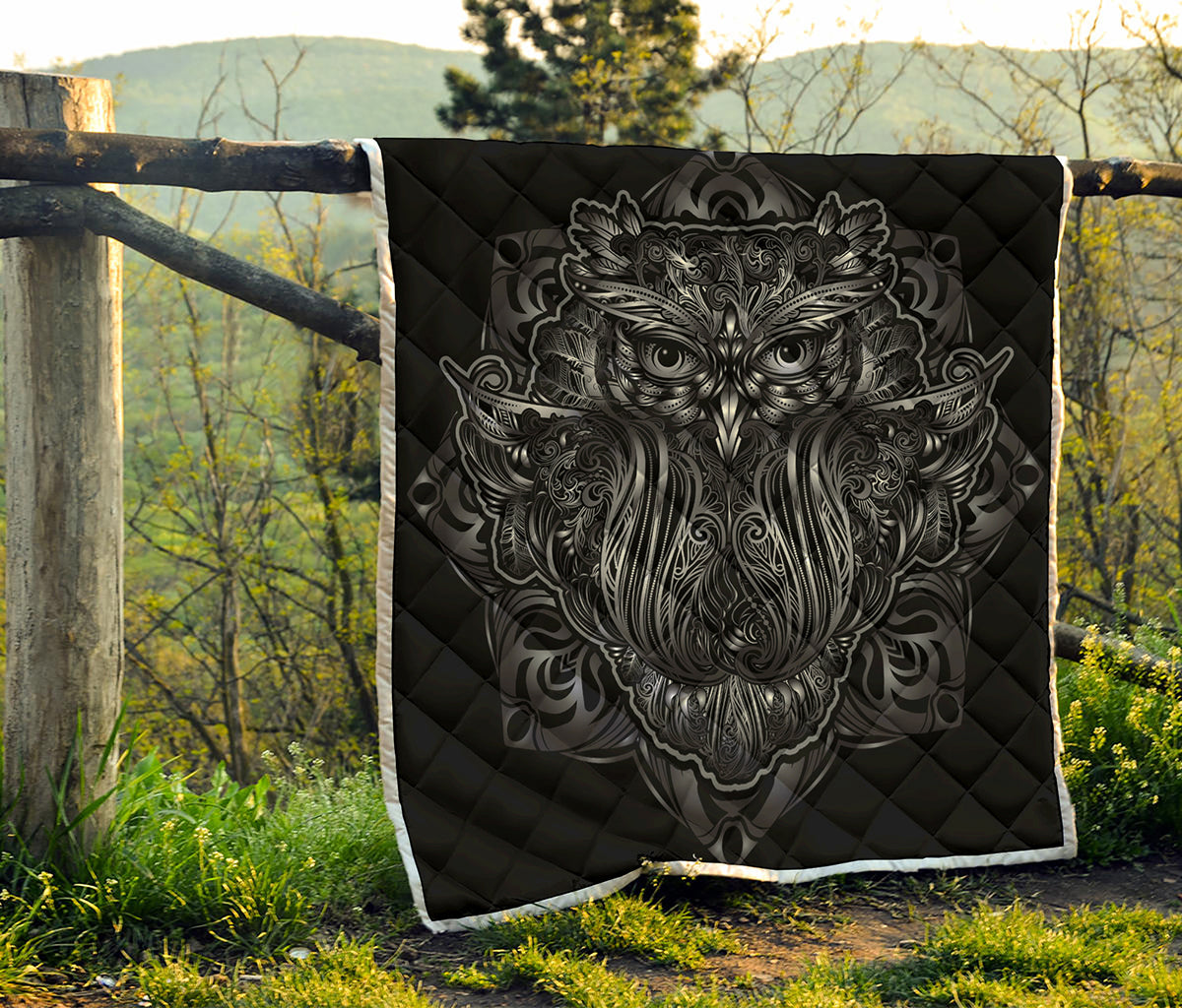 Sliver Spiritual Owl Print Quilt