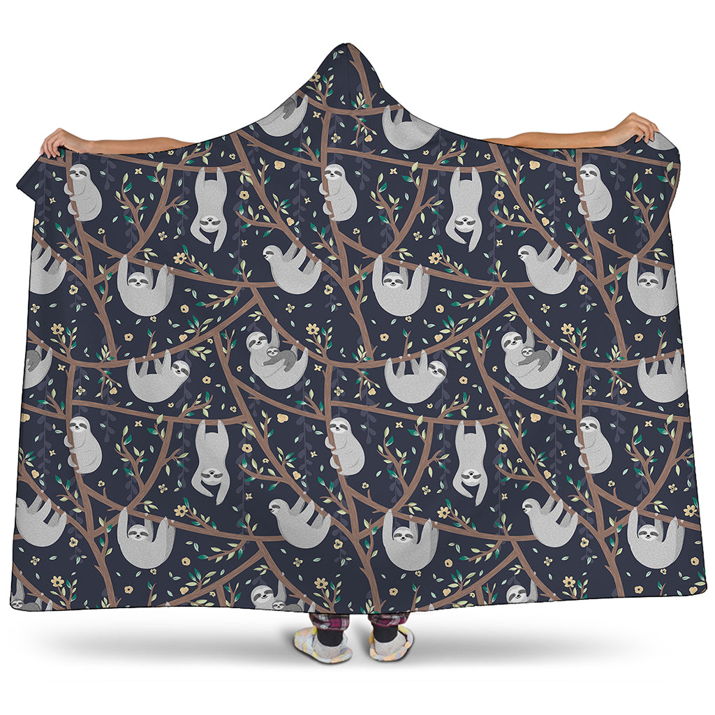 Sloth Family Pattern Print Hooded Blanket