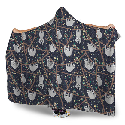 Sloth Family Pattern Print Hooded Blanket