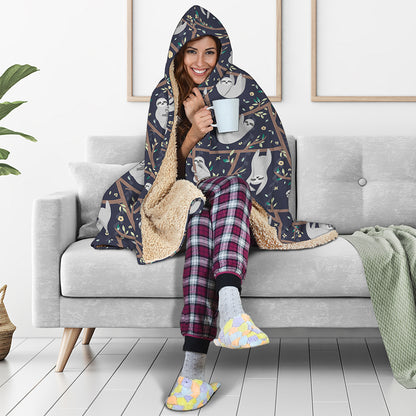 Sloth Family Pattern Print Hooded Blanket