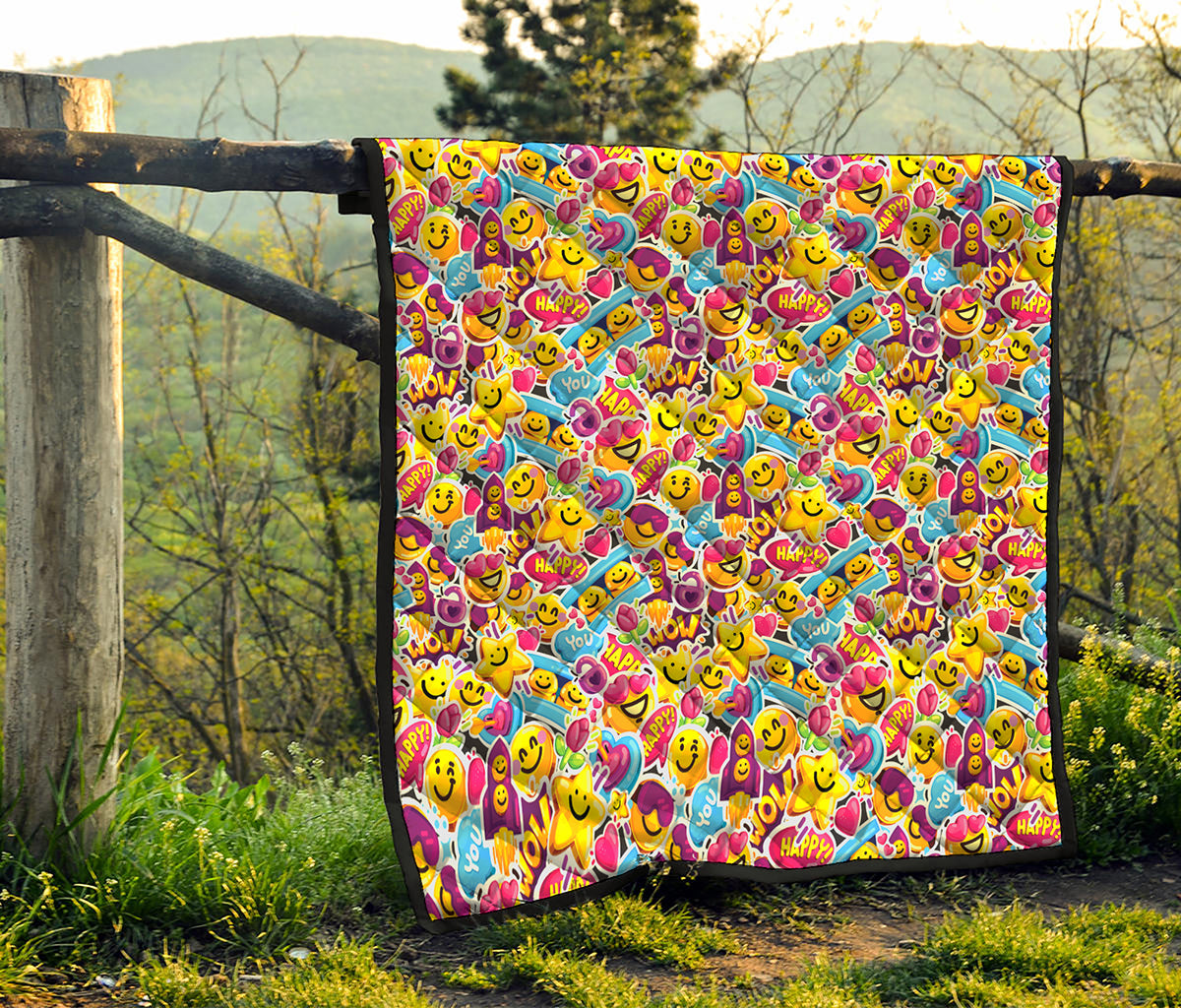 Smiley Faces Emoji Pattern Print Quilt
