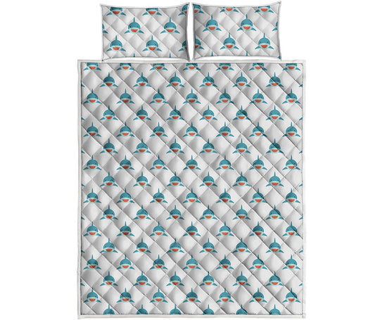 Smiley Shark Pattern Print Quilt Bed Set