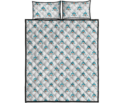Smiley Shark Pattern Print Quilt Bed Set
