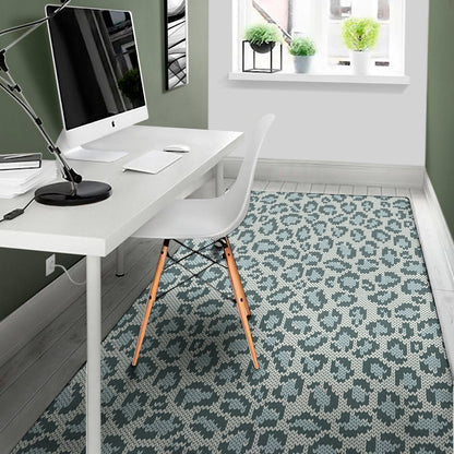 Snow Leopard Knitted Pattern Print Area Rug