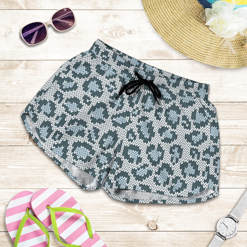 Snow Leopard Knitted Pattern Print Women's Shorts