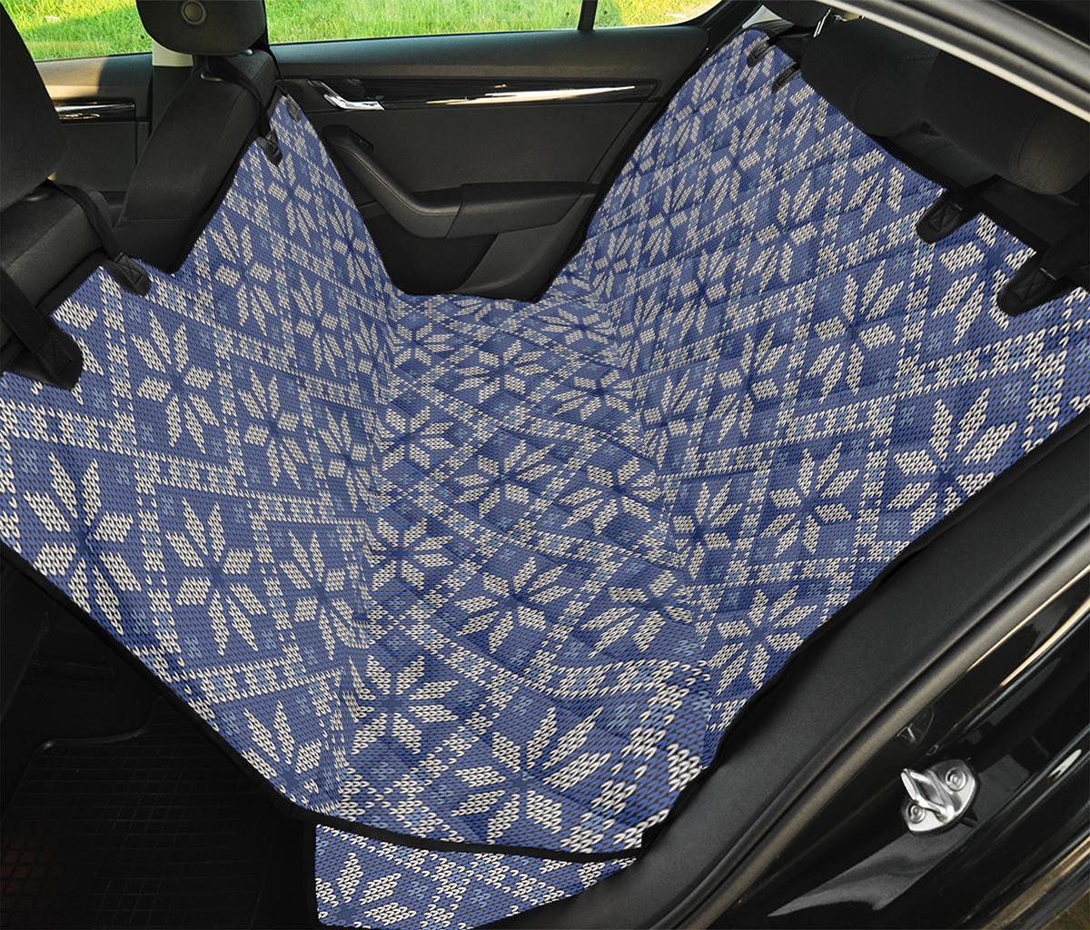 Snowflakes Knitted Pattern Print Pet Car Back Seat Cover