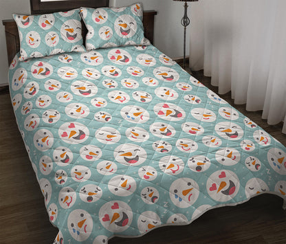 Snowman Emoji Pattern Print Quilt Bed Set
