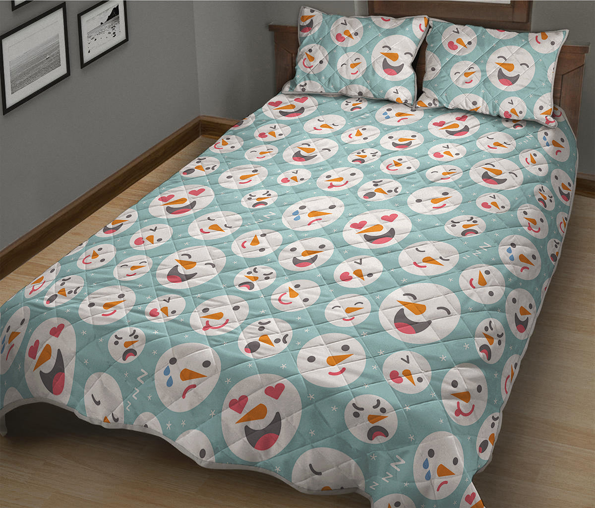 Snowman Emoji Pattern Print Quilt Bed Set