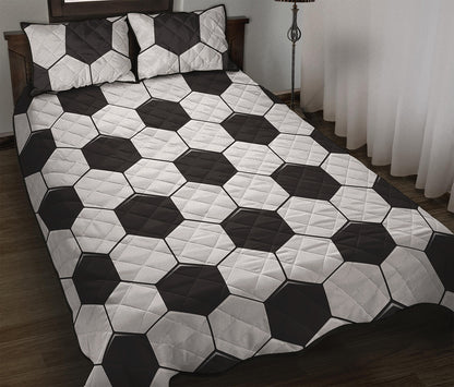 Soccer Ball Print Quilt Bed Set