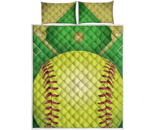 Softball Field And Ball Print Quilt Bed Set