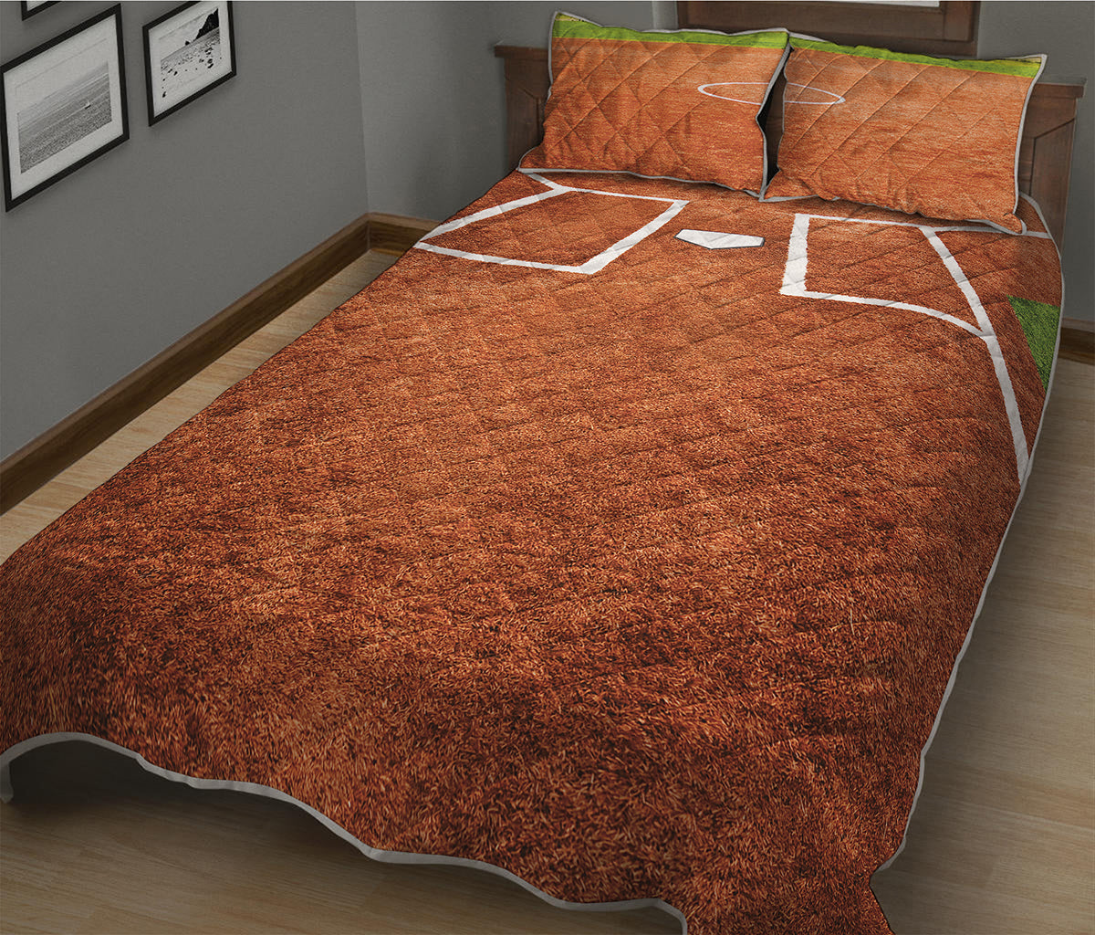 Softball Playing Field Print Quilt Bed Set