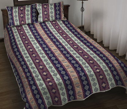 Southwestern Stripe Pattern Print Quilt Bed Set