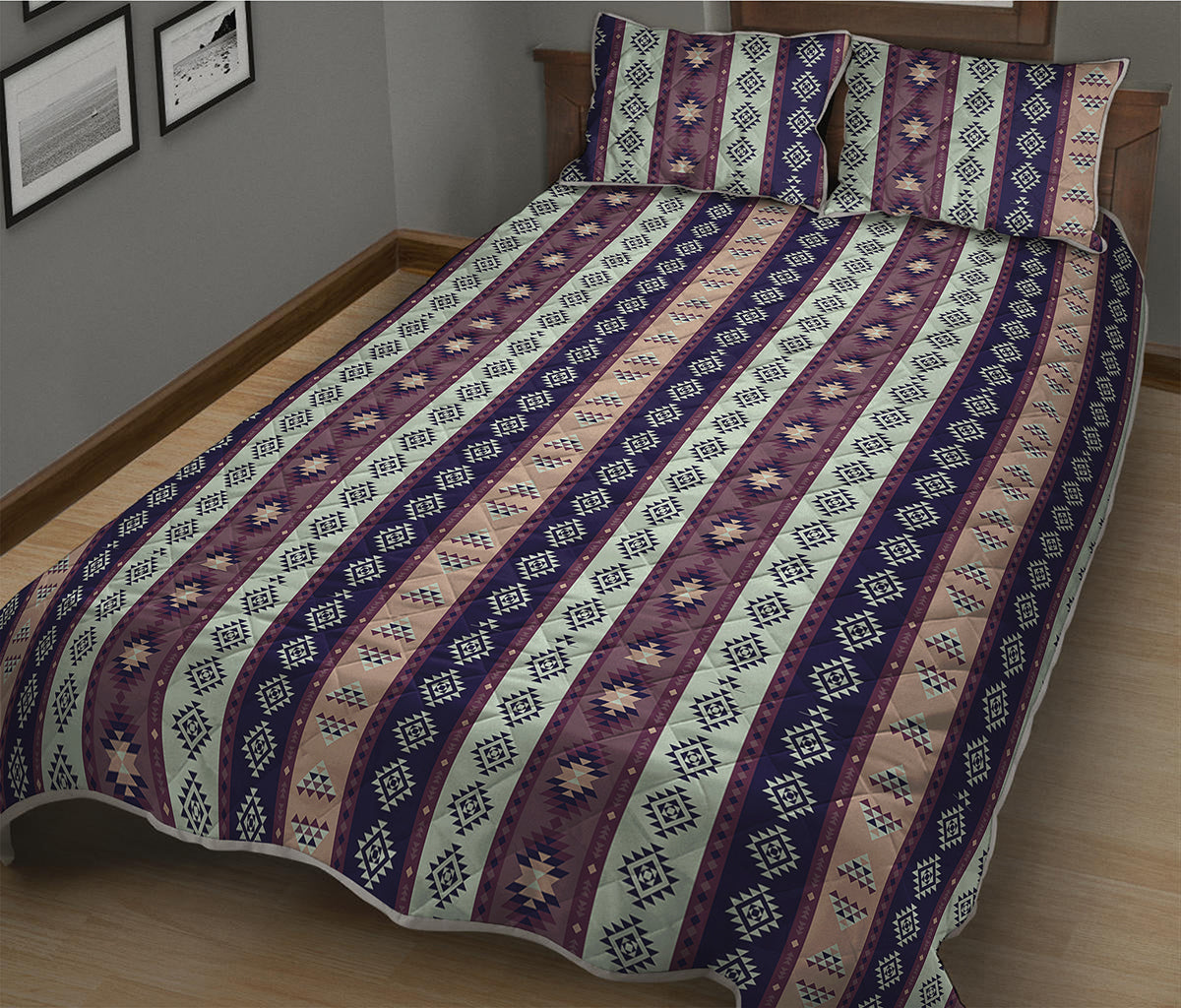 Southwestern Stripe Pattern Print Quilt Bed Set