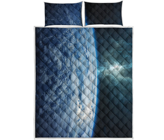 Space And Earth Print Quilt Bed Set