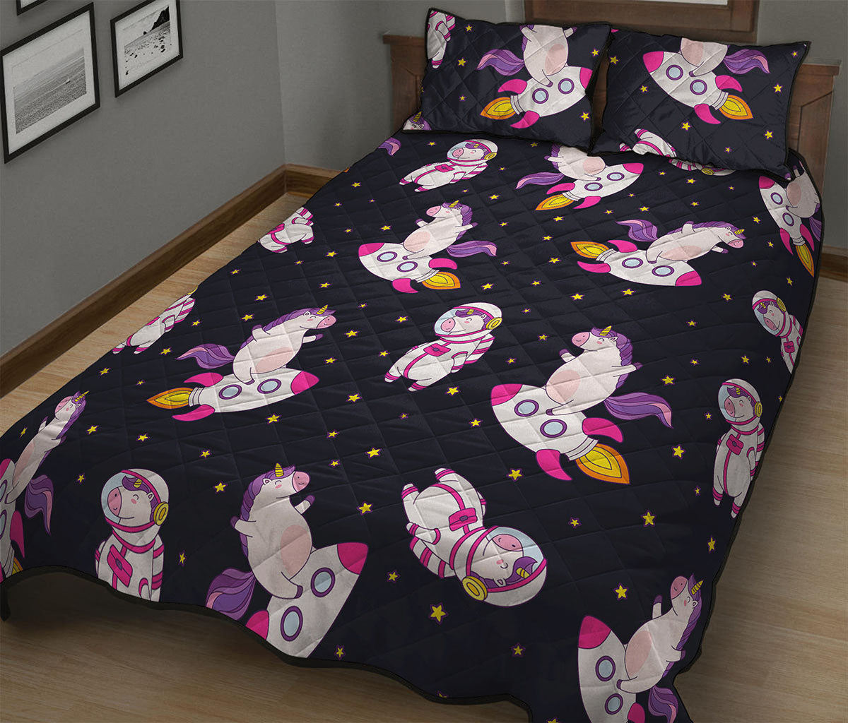 Space Astronaut Unicorn Pattern Print Quilt Bed Set