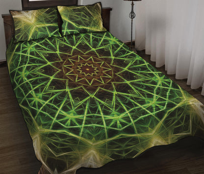 Sparkle Kaleidoscope Print Quilt Bed Set