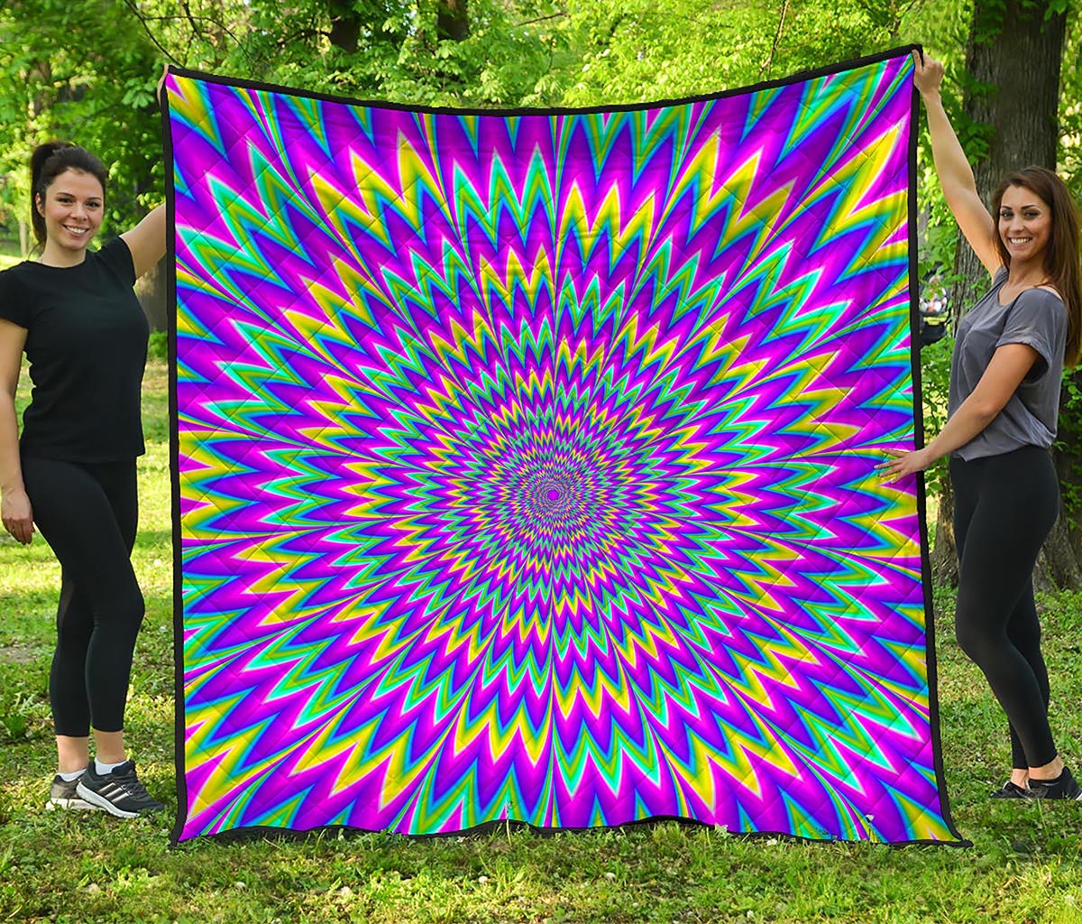 Spiky Spiral Moving Optical Illusion Quilt