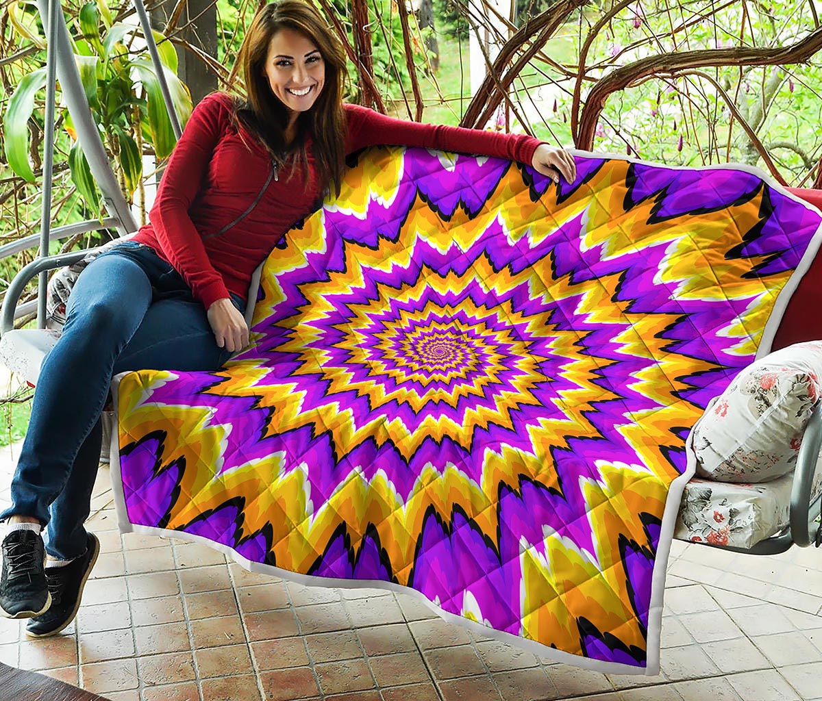 Spiral Expansion Moving Optical Illusion Quilt