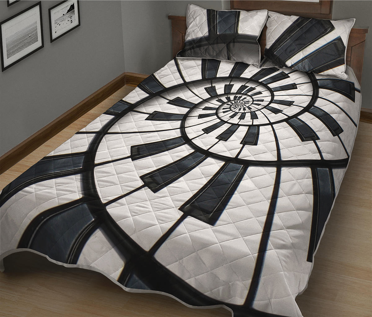 Spiral Piano Keyboard Print Quilt Bed Set