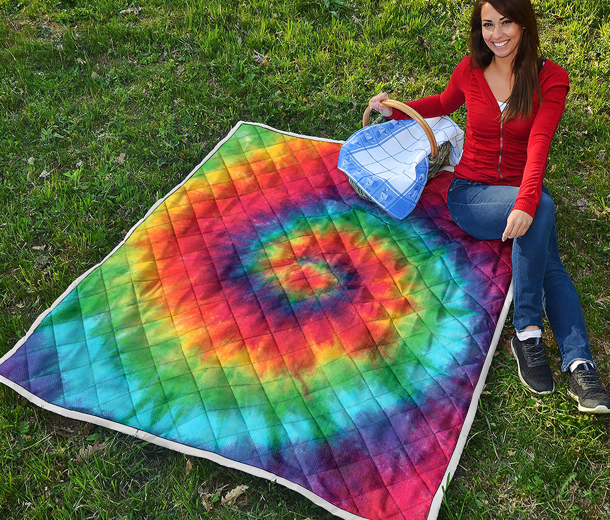 Spiral Tie Dye Print Quilt