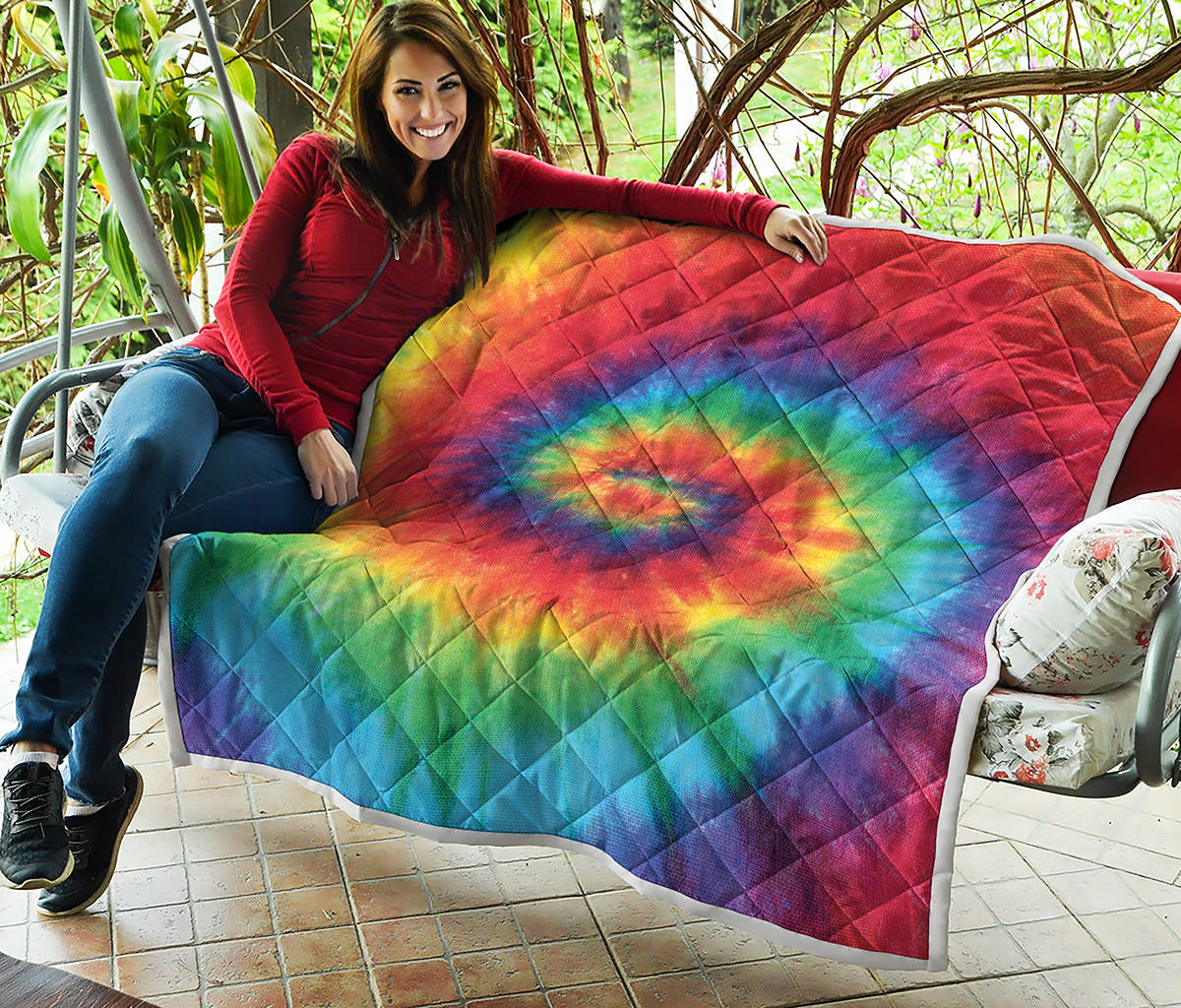 Spiral Tie Dye Print Quilt