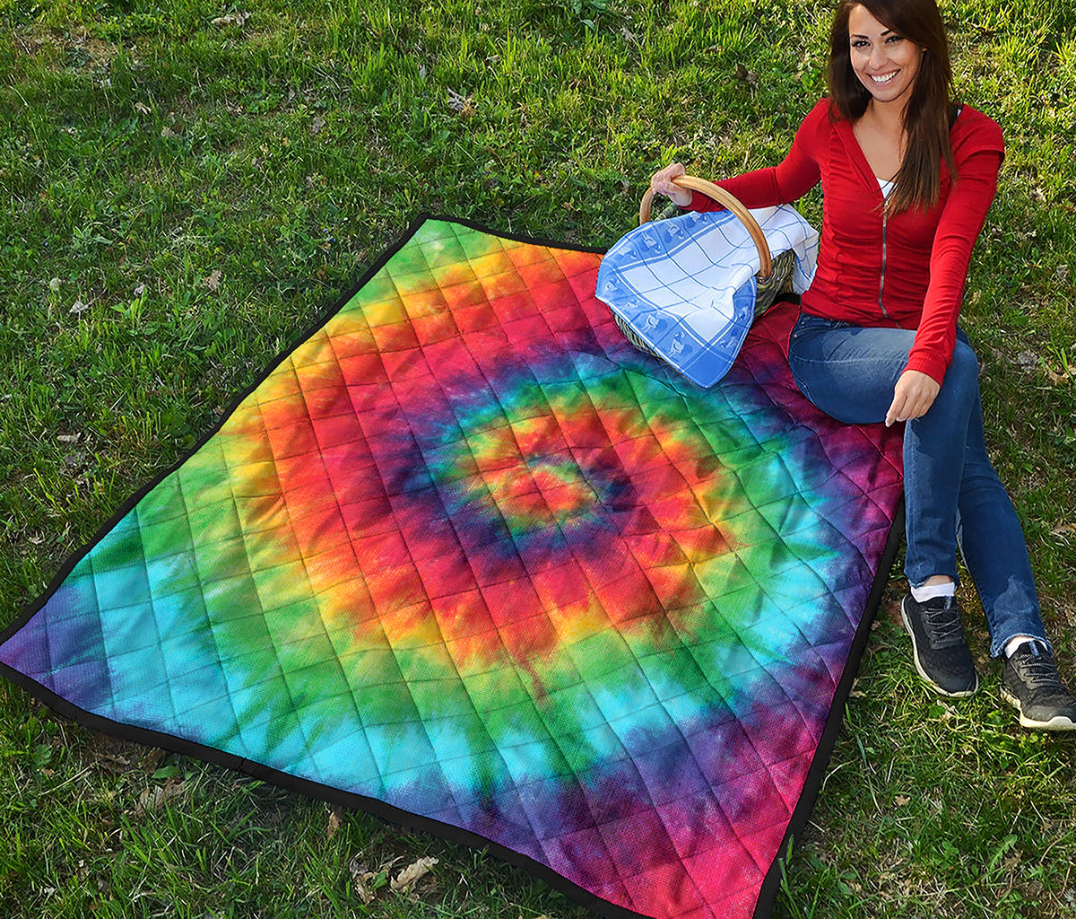 Spiral Tie Dye Print Quilt