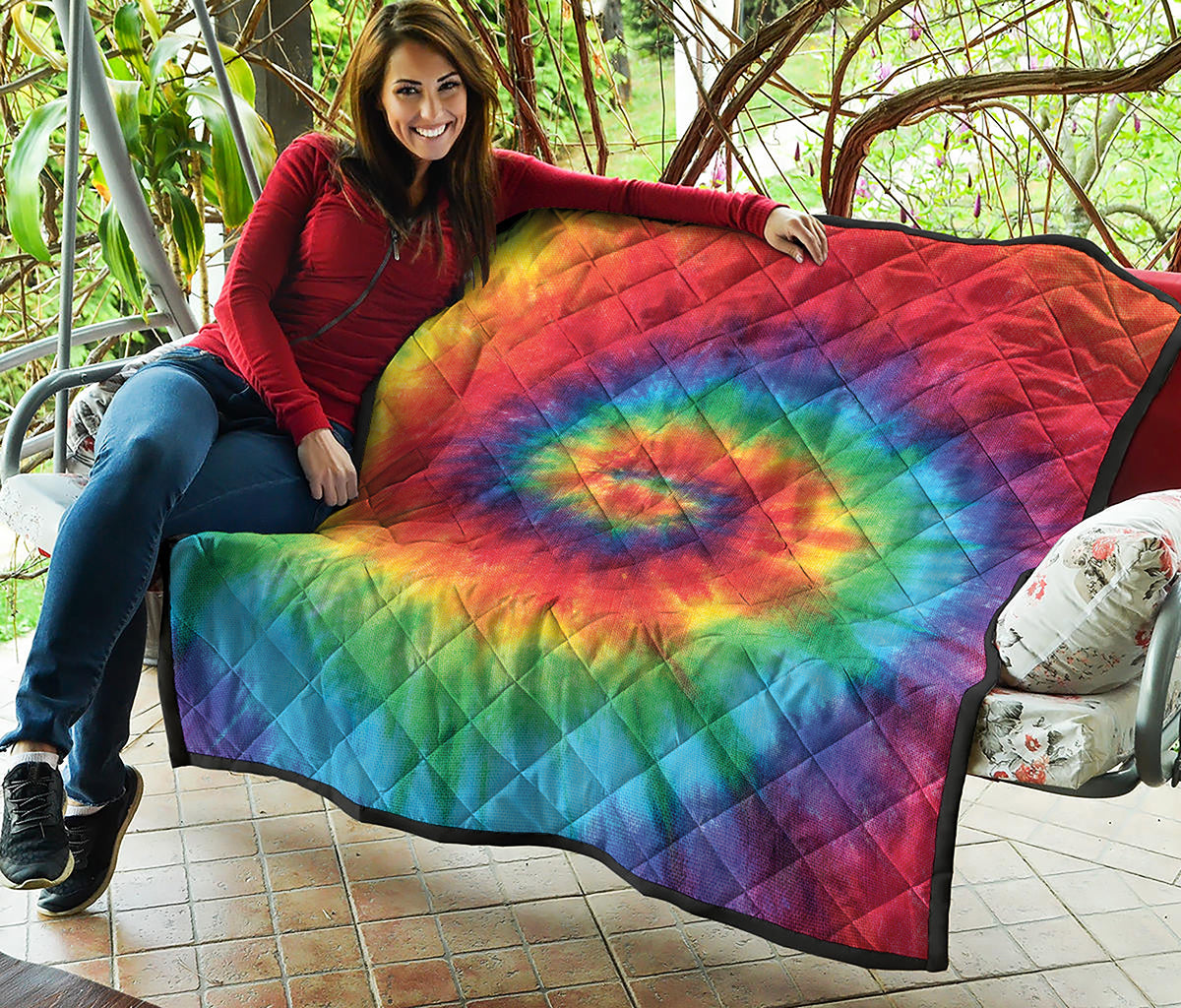 Spiral Tie Dye Print Quilt