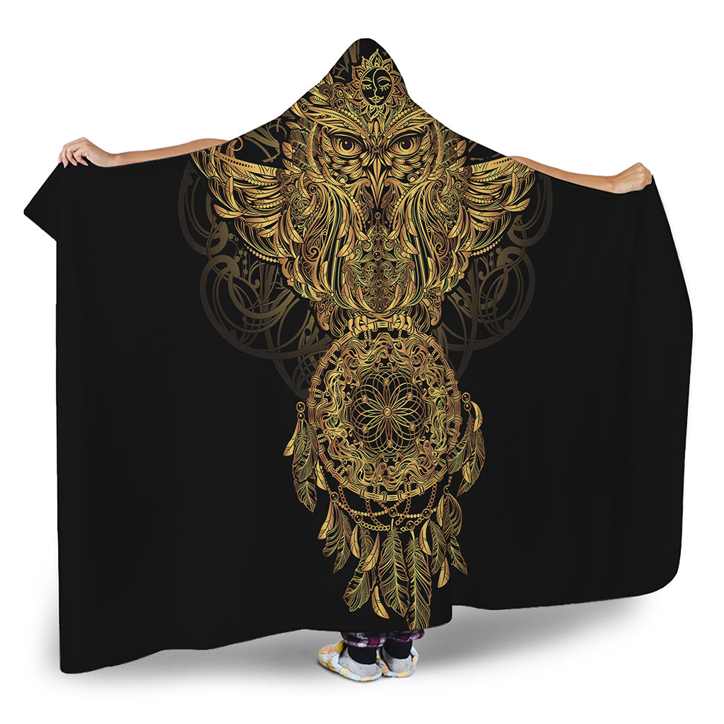 Spiritual Owl With Dreamcatcher Print Hooded Blanket