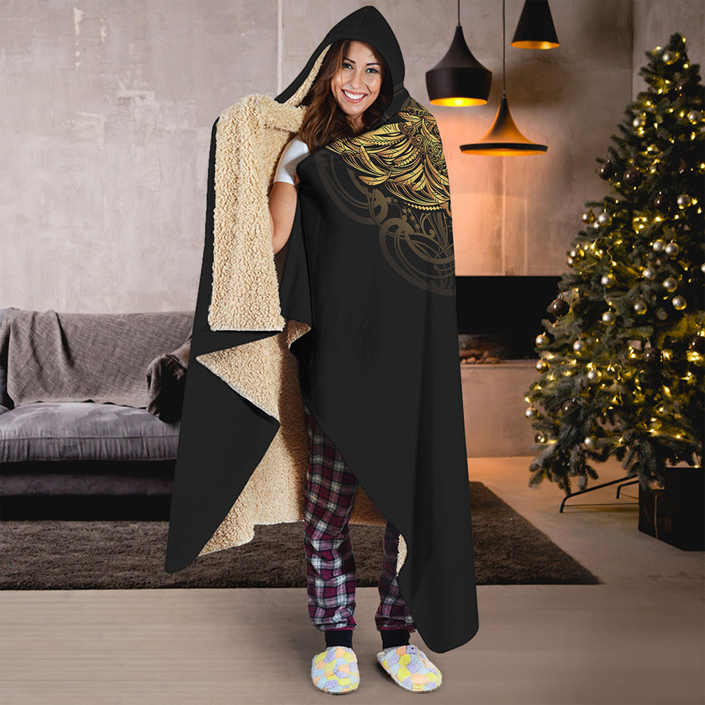Spiritual Owl With Dreamcatcher Print Hooded Blanket