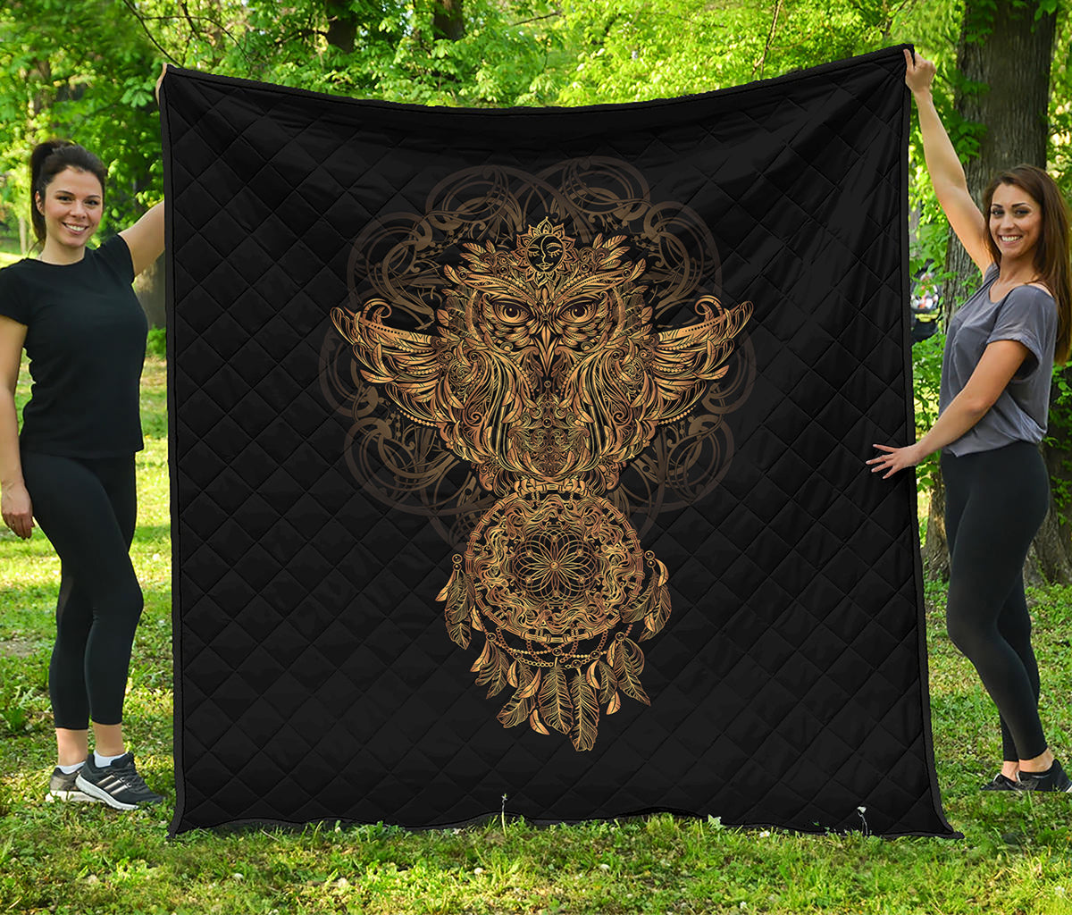 Spiritual Owl With Dreamcatcher Print Quilt