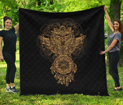 Spiritual Owl With Dreamcatcher Print Quilt