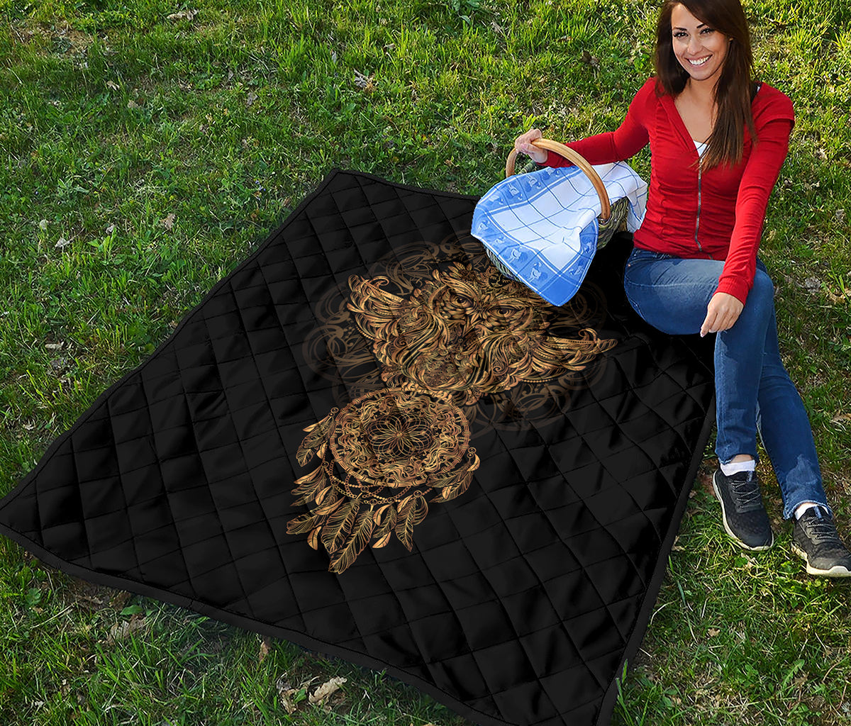 Spiritual Owl With Dreamcatcher Print Quilt