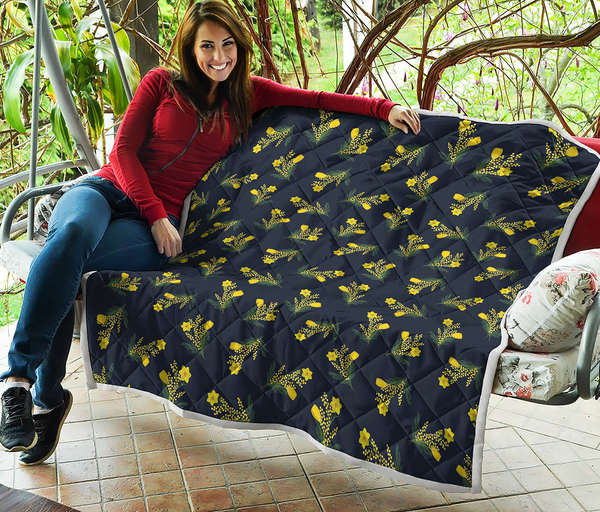 Spring Daffodil Flower Pattern Print Quilt