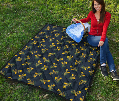 Spring Daffodil Flower Pattern Print Quilt