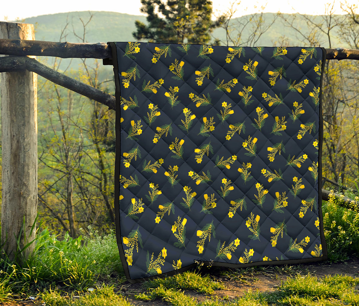 Spring Daffodil Flower Pattern Print Quilt