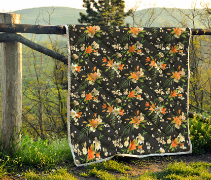 Spring Lily Flowers Pattern Print Quilt