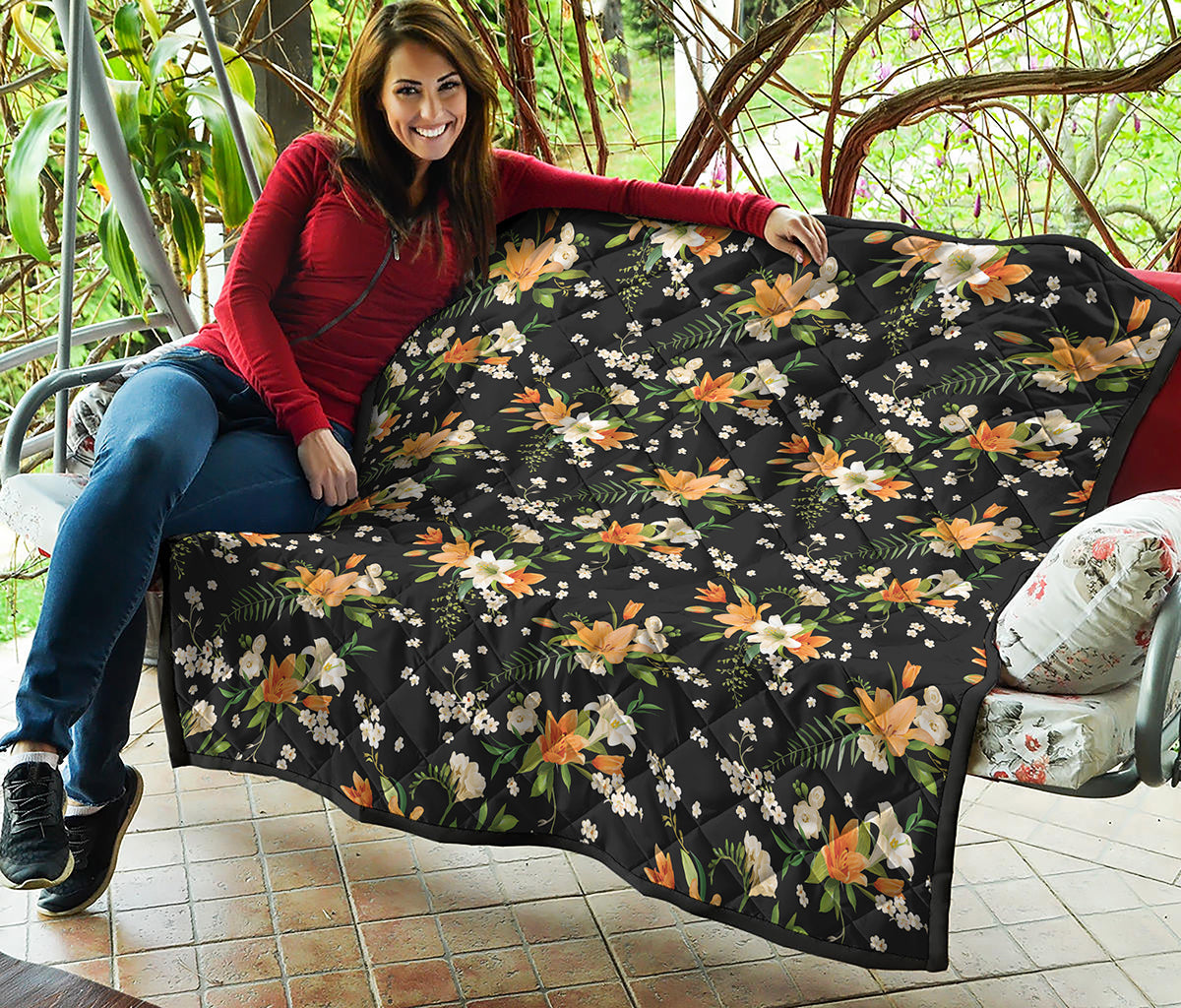 Spring Lily Flowers Pattern Print Quilt