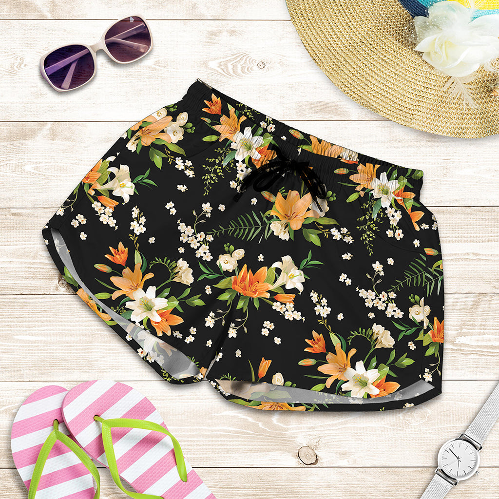 Spring Lily Flowers Pattern Print Women's Shorts