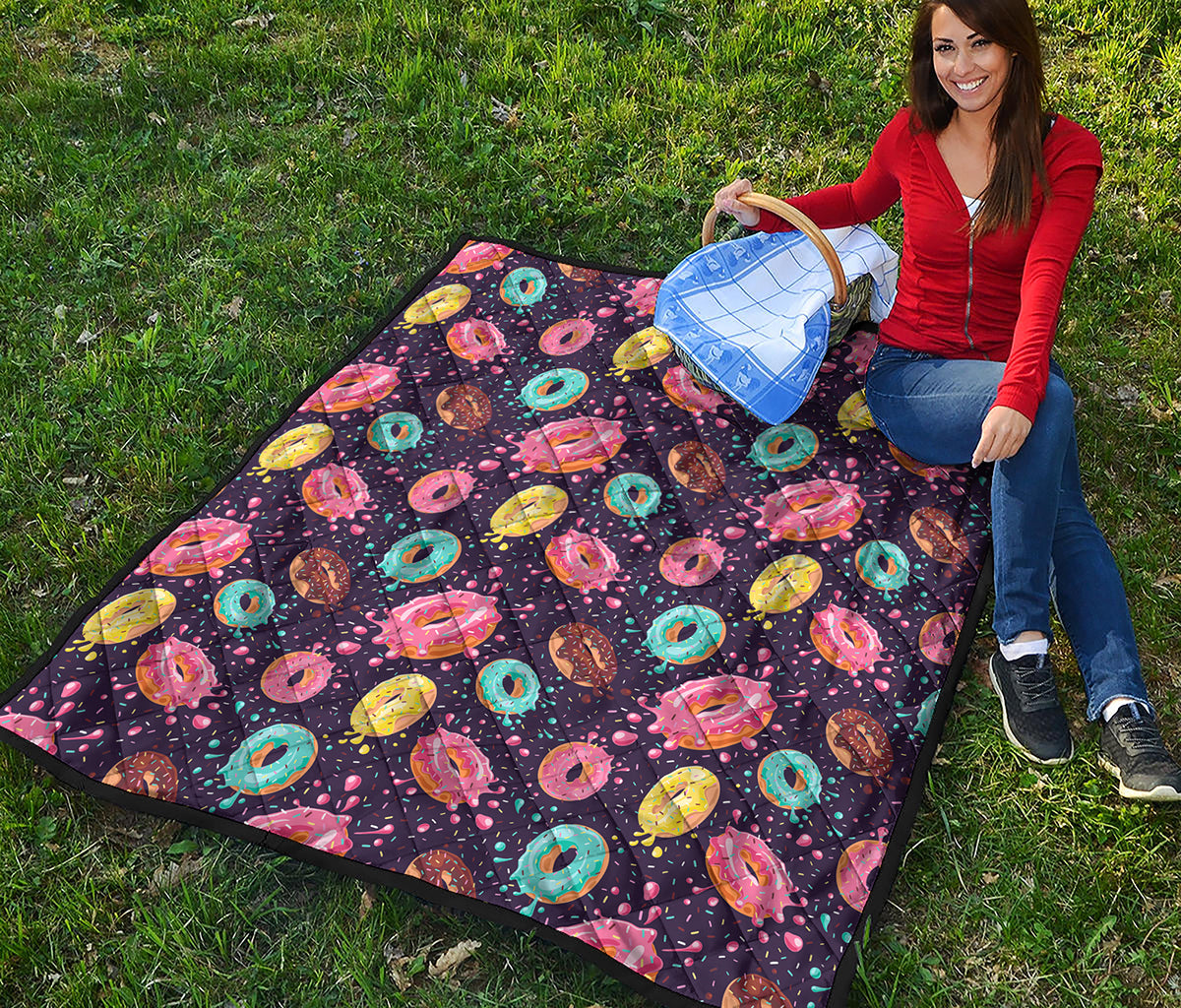 Sprinkles Donut Pattern Print Quilt