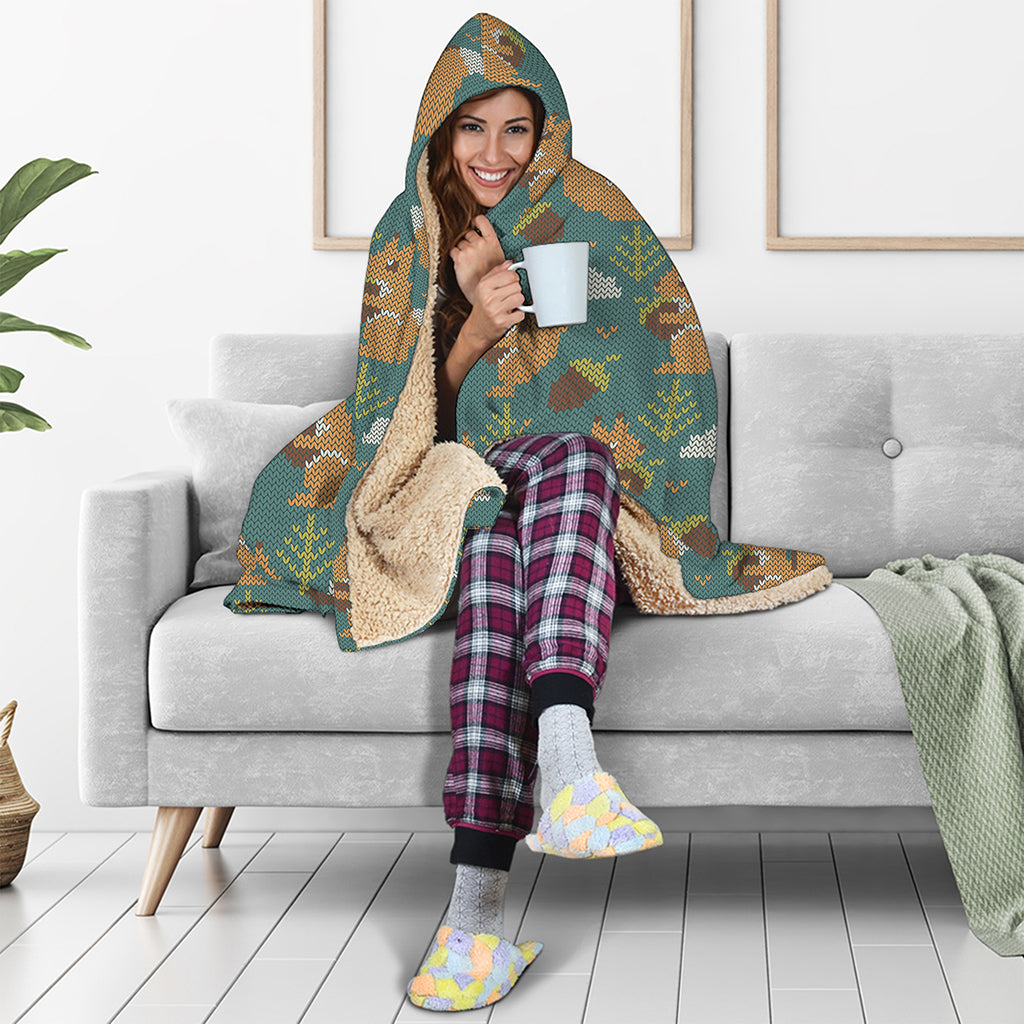 Squirrel Knitted Pattern Print Hooded Blanket