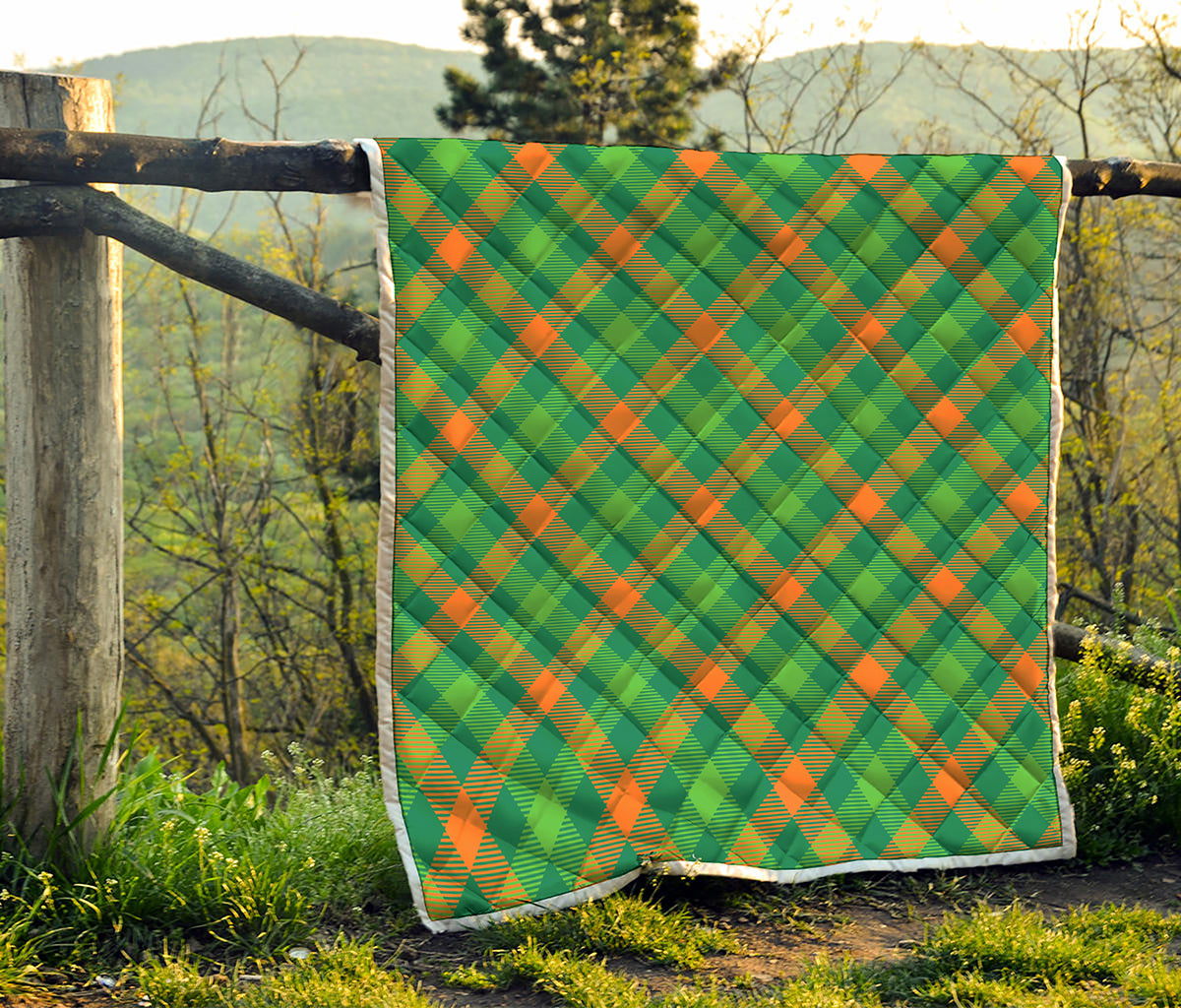 St. Patrick's Day Buffalo Pattern Print Quilt