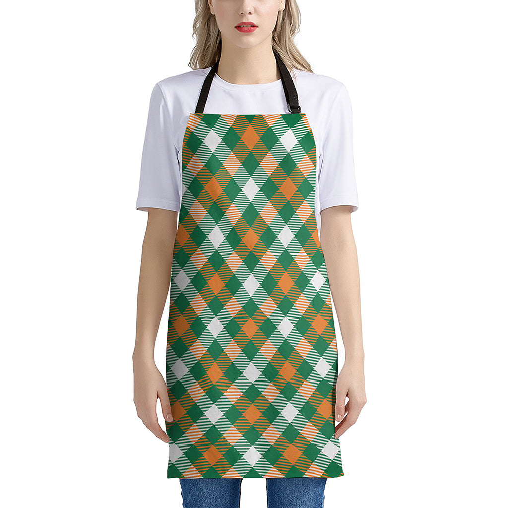 St. Patrick's Day Plaid Pattern Print Apron