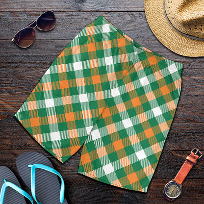 St. Patrick's Day Plaid Pattern Print Men's Shorts
