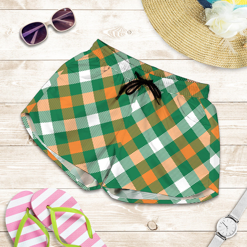 St. Patrick's Day Plaid Pattern Print Women's Shorts